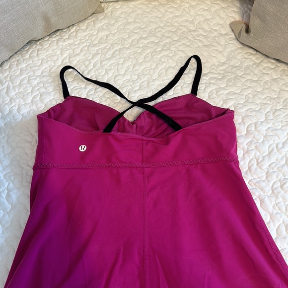 Lululemon tank - Picture 4 of 7